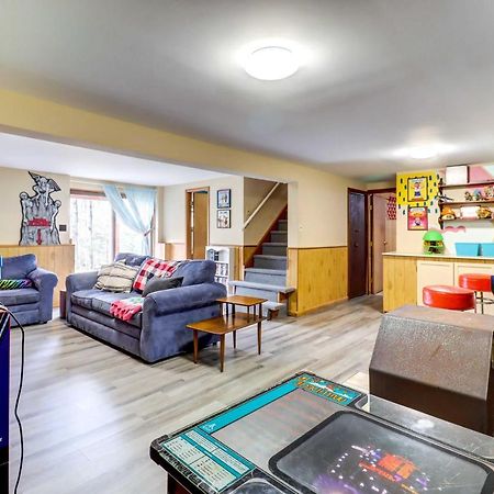 Pet-Friendly Gouldsboro Home At Big Bass Lake Exterior foto