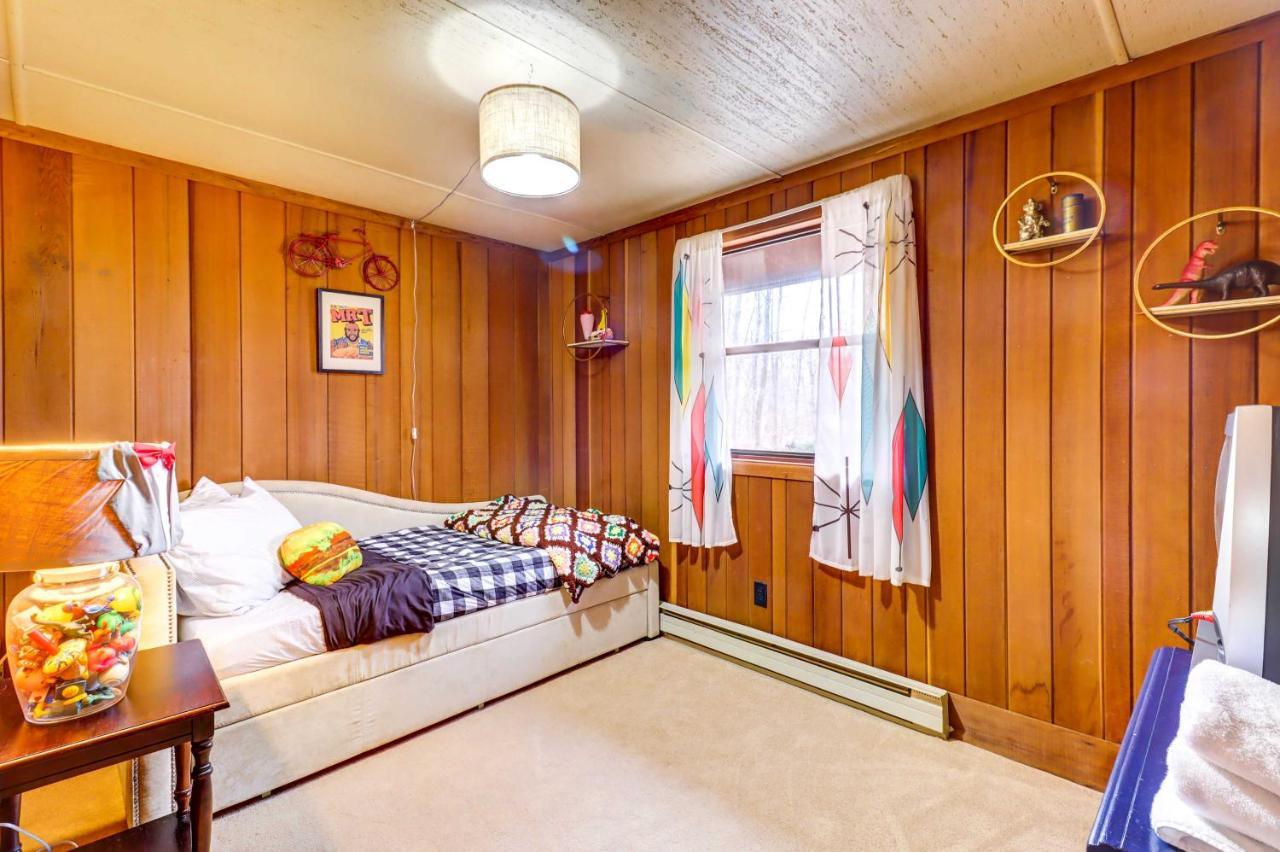 Pet-Friendly Gouldsboro Home At Big Bass Lake Exterior foto
