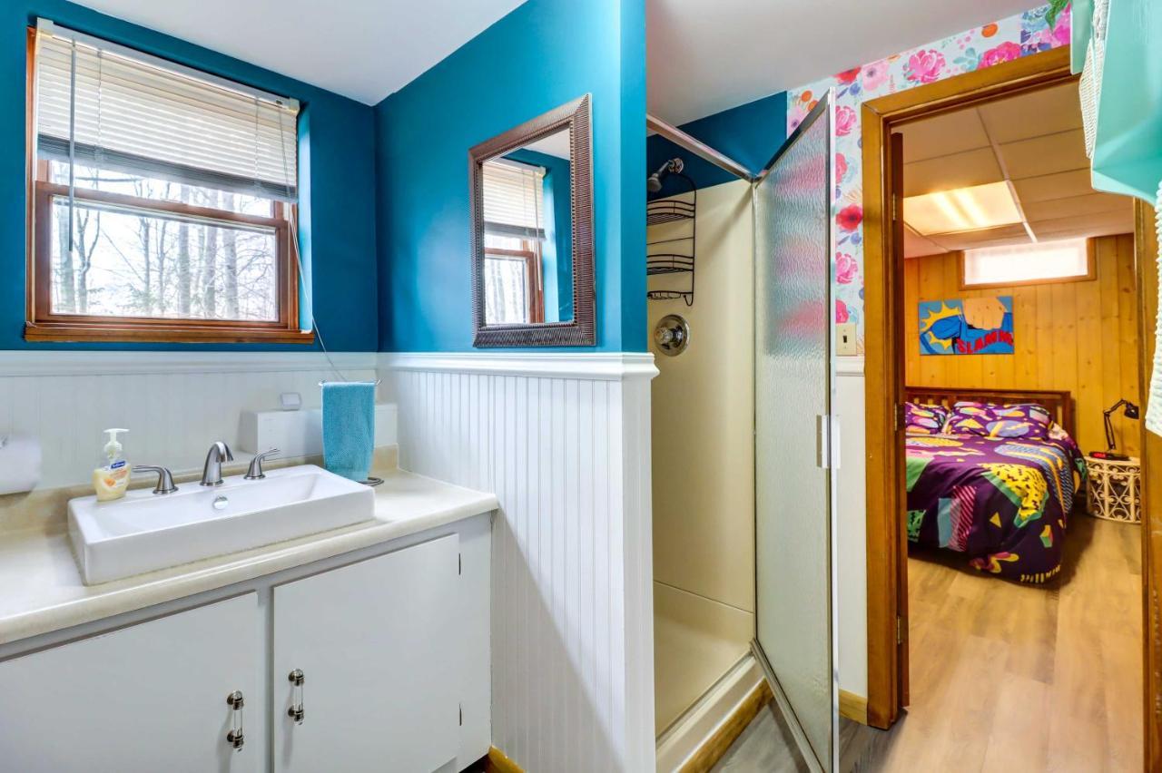 Pet-Friendly Gouldsboro Home At Big Bass Lake Exterior foto
