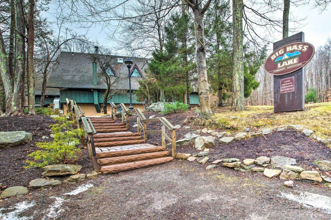 Pet-Friendly Gouldsboro Home At Big Bass Lake Exterior foto